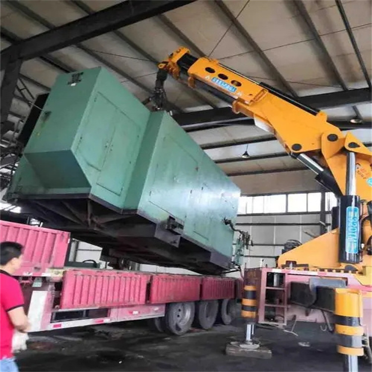 坦洲镇吊集装箱的吊车电话